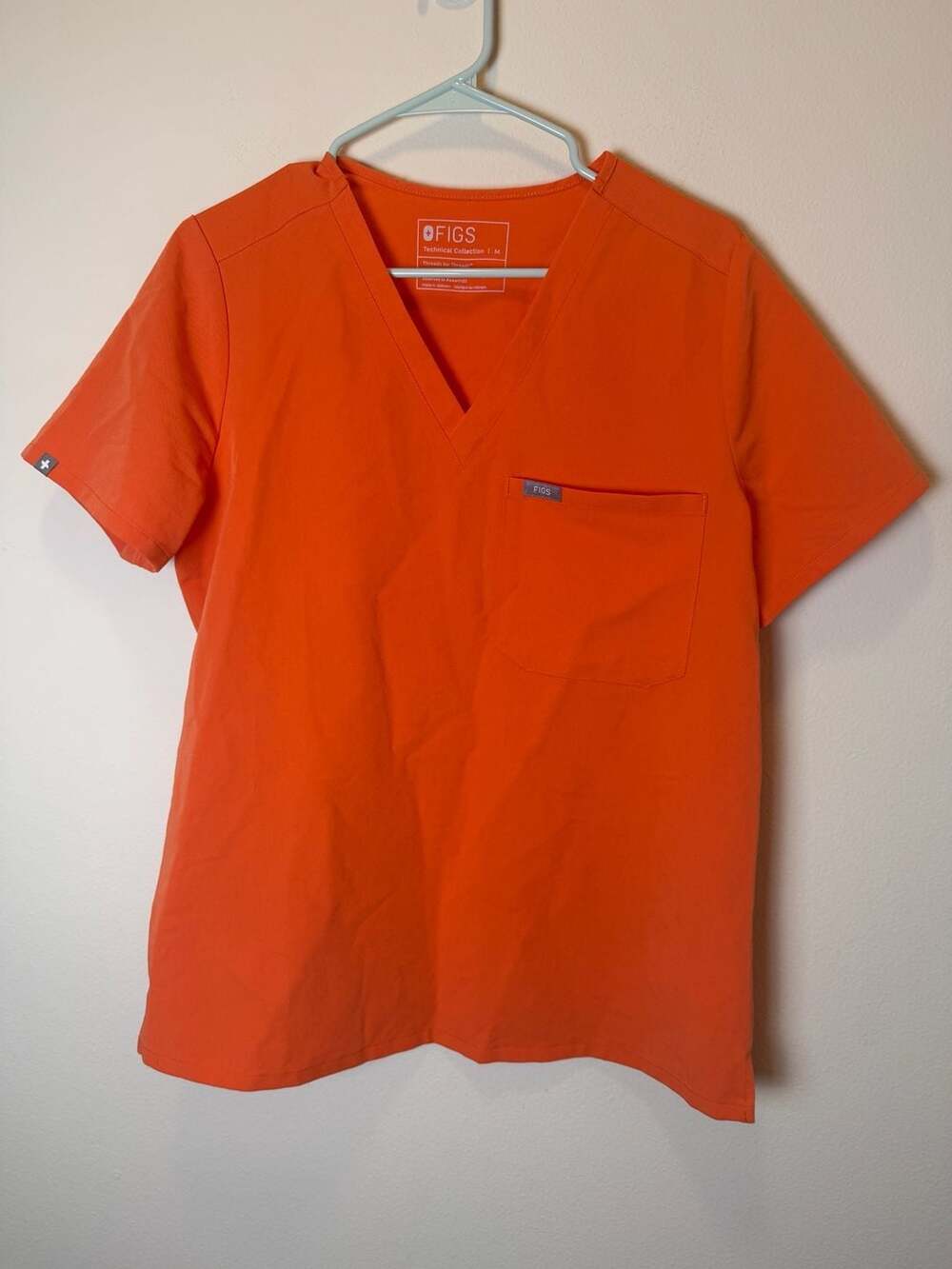 Figs Scrub Top Size M Orange Technical Collection
